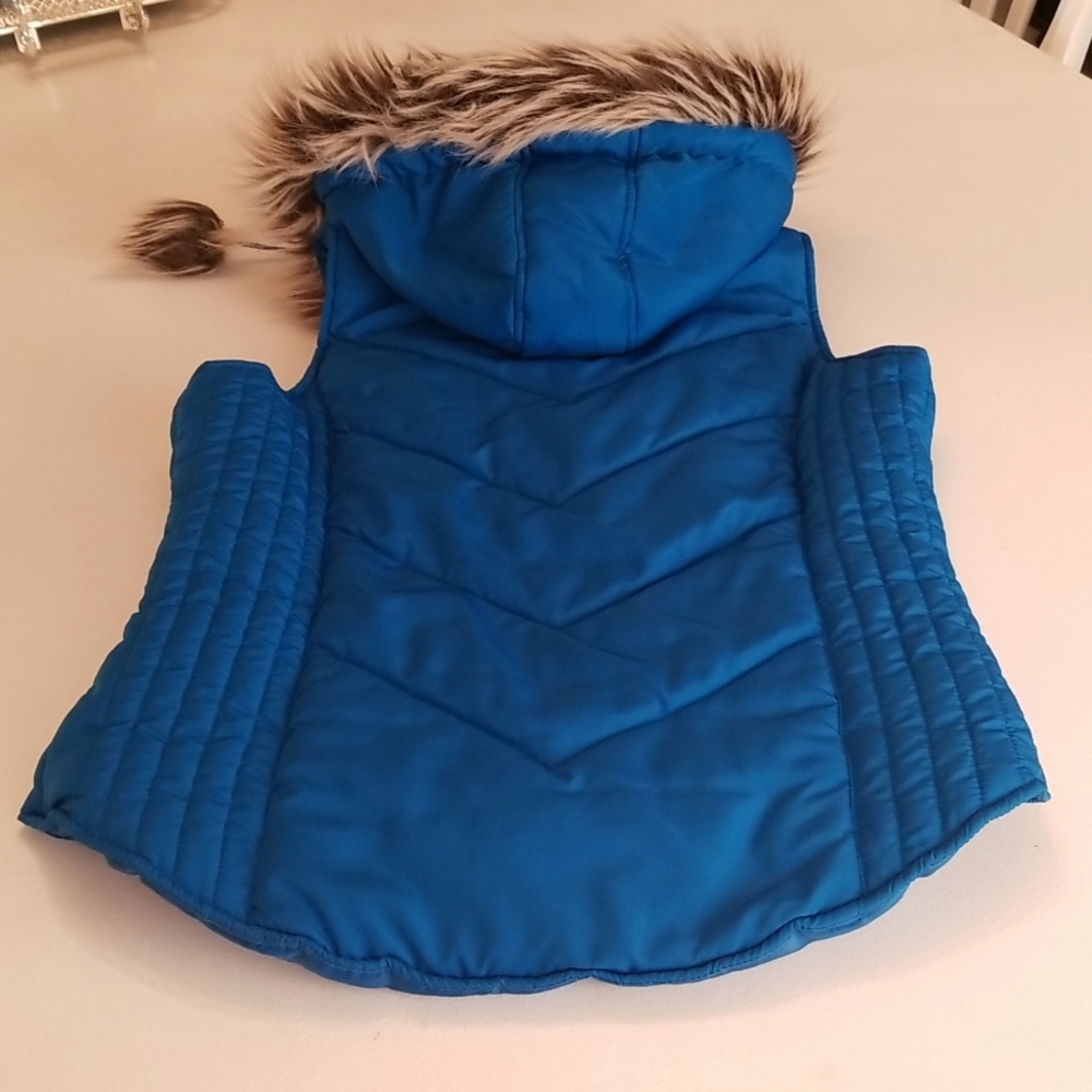 Winter Vest - Picture 8 of 8